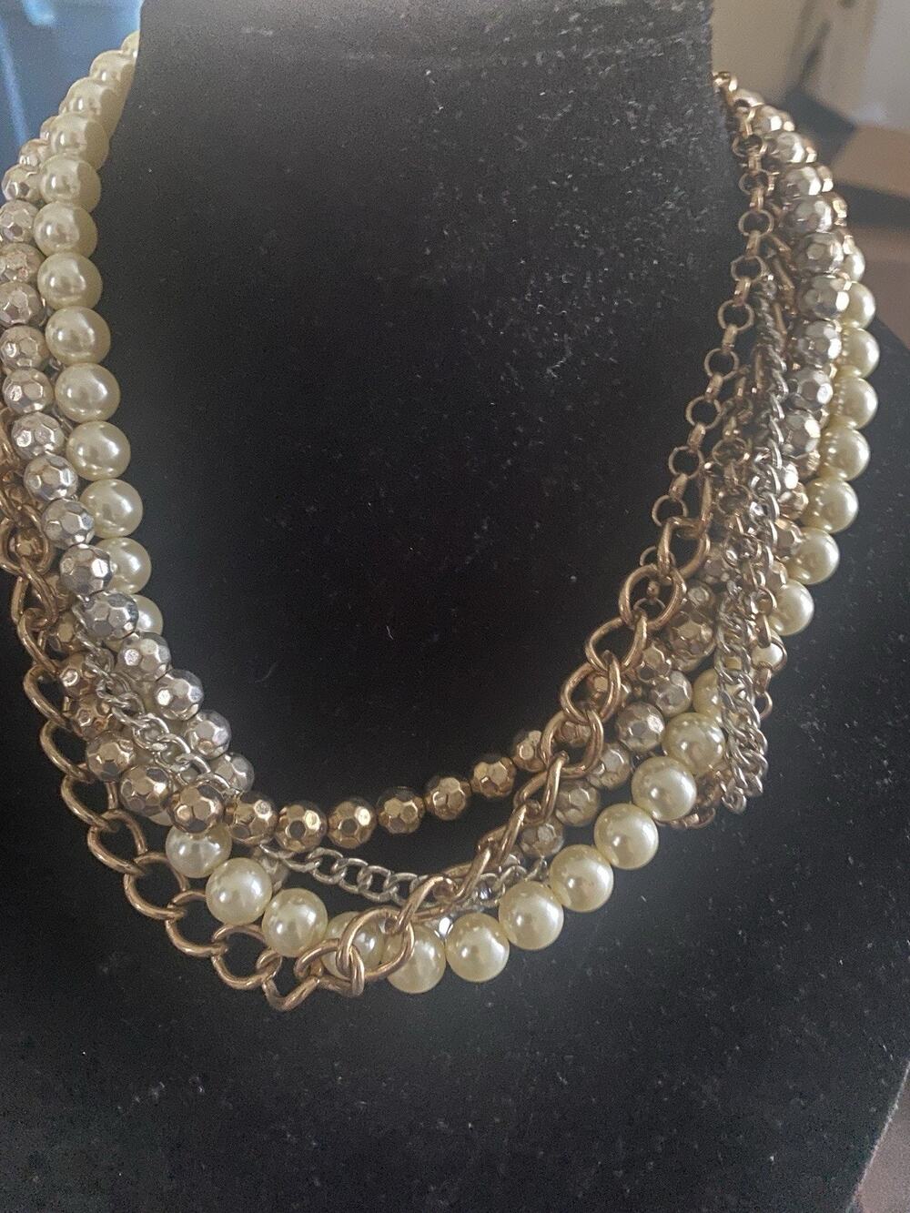 PREMIER DESIGNS "WOW FACTOR" NECKLACE